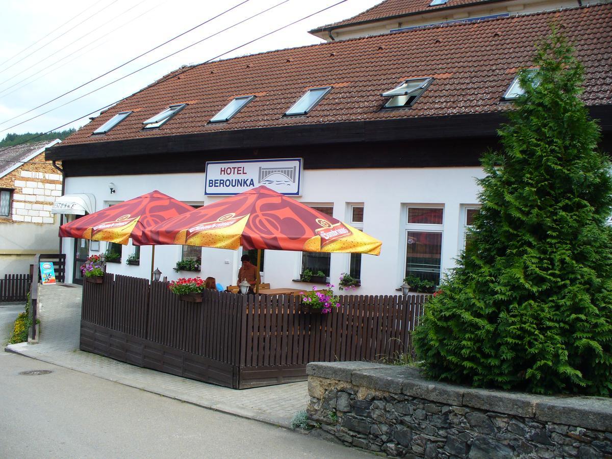 Hotel Berounka Liblin Екстер'єр фото