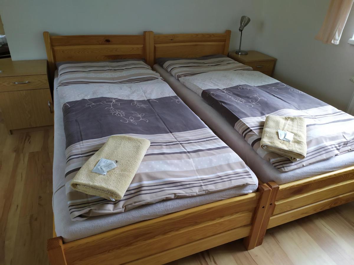 Hotel Berounka Liblin Екстер'єр фото